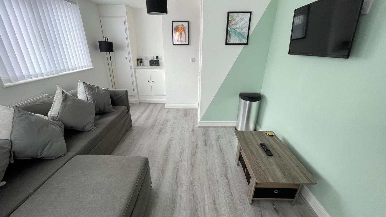 Ryan Air I Bnb - Lfc Apartments Ливерпуль Экстерьер фото
