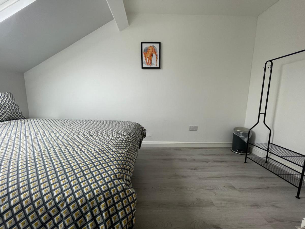 Ryan Air I Bnb - Lfc Apartments Ливерпуль Экстерьер фото